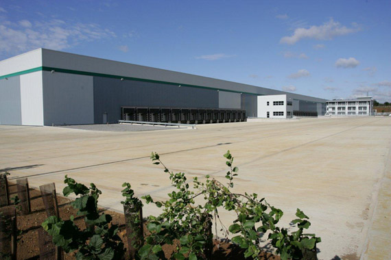 <p><strong>Sector:</strong>     Logistics<br /><strong>Details:</strong>    6 distribution 				warehouses of 	875,000 		sq ft located in the East 			and West Midlands<br /> <strong>Skills:</strong>       Investment finance</p>